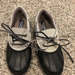 Sperry Women’s Black and White Saltwater 1 Eye Boots